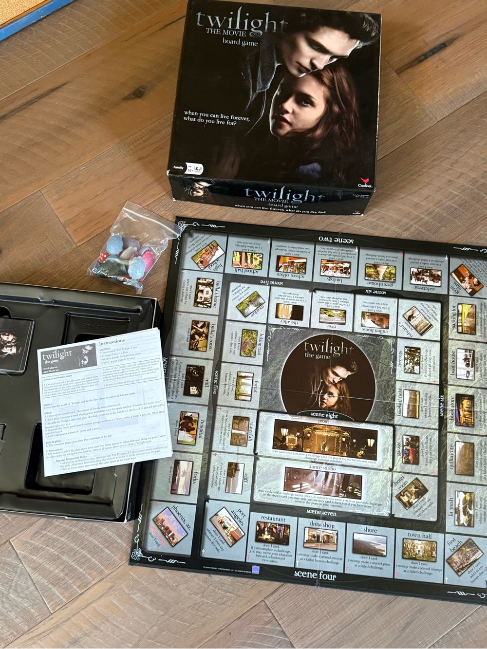 Twilight The Movie Board Game Cardinal Industries 2009 Summit Pattinson Stewart